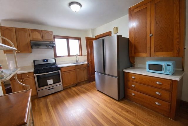 23 Menotomy Rd 1, Arlington, MA 02476