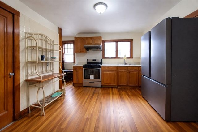 23 Menotomy Rd 1, Arlington, MA 02476