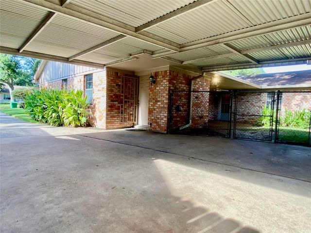 2206 Tannehill Drive, Houston, TX 77008