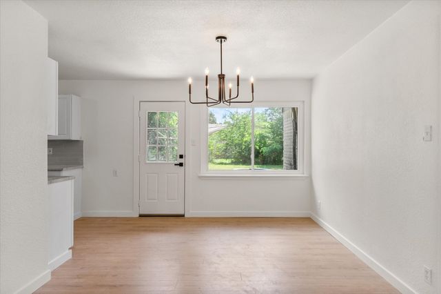 2600 Woodlawn Drive, Ennis, TX 75119