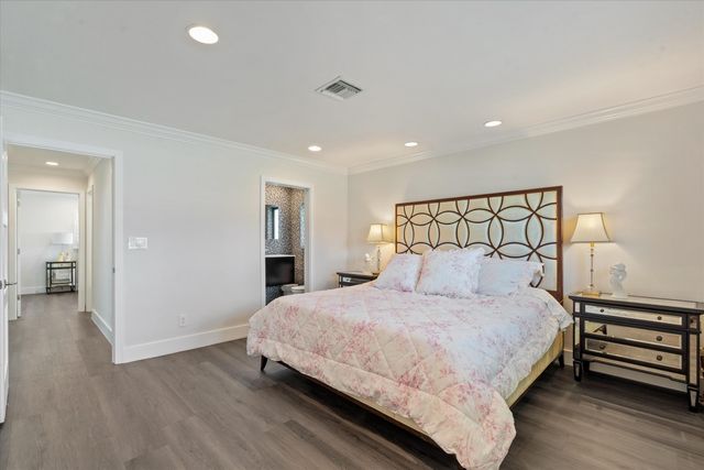 4410 NE 24TH Avenue, Lighthouse Point, FL 33064