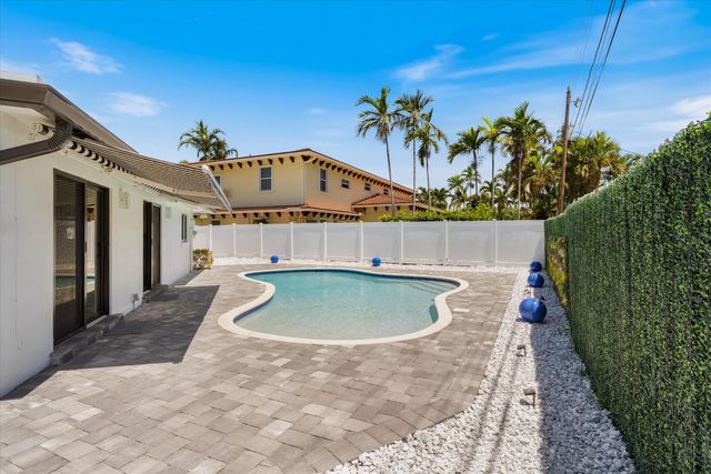 4410 NE 24TH Avenue, Lighthouse Point, FL 33064