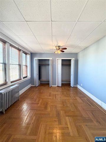 3718 Park Avenue D4, Weehawken, NJ 07086