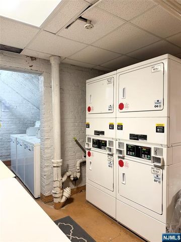 3718 Park Avenue D4, Weehawken, NJ 07086