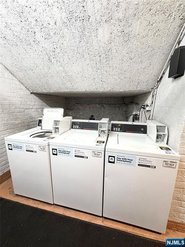 3718 Park Avenue D4, Weehawken, NJ 07086