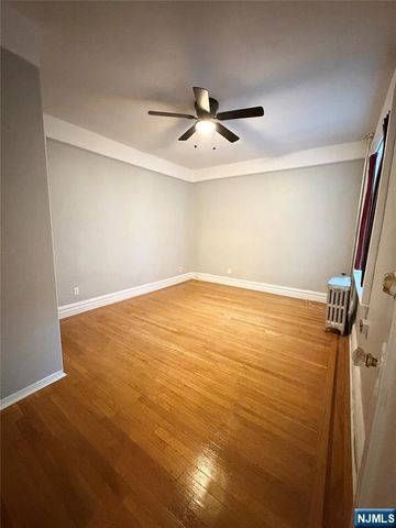 3718 Park Avenue D4, Weehawken, NJ 07086