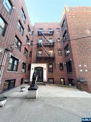 3718 Park Avenue D4, Weehawken, NJ 07086