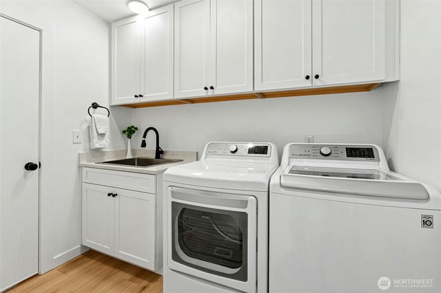 2409 237th Court NE, Sammamish, WA 98074