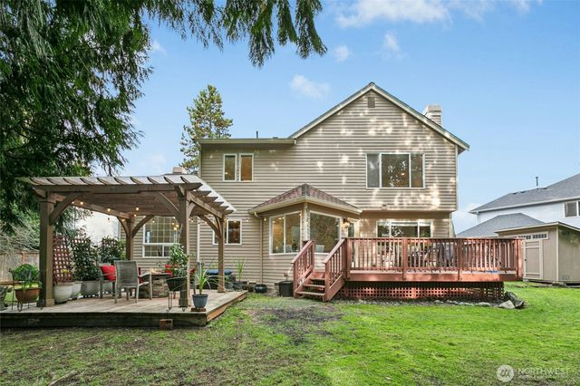 2409 237th Court NE, Sammamish, WA 98074