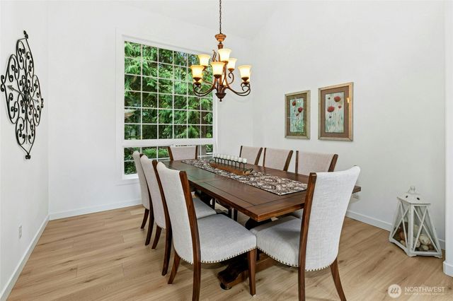 2409 237th Court NE, Sammamish, WA 98074