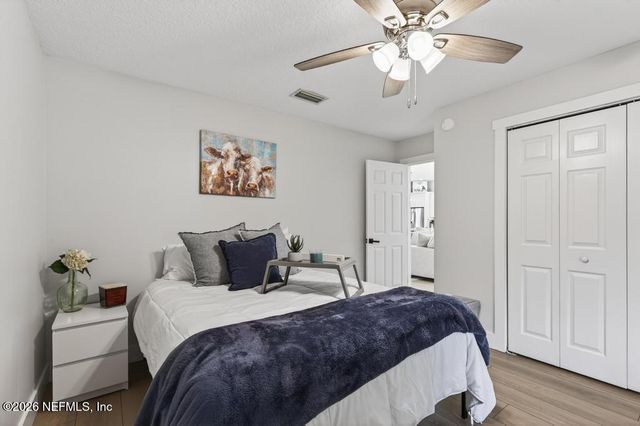 1770 RISING OAKS Drive, Jacksonville, FL 32223