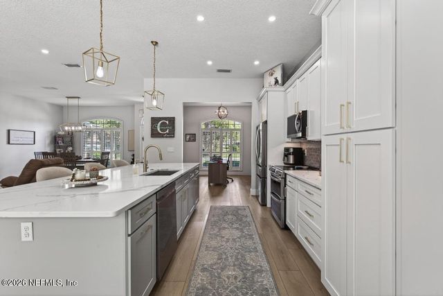 1770 RISING OAKS Drive, Jacksonville, FL 32223