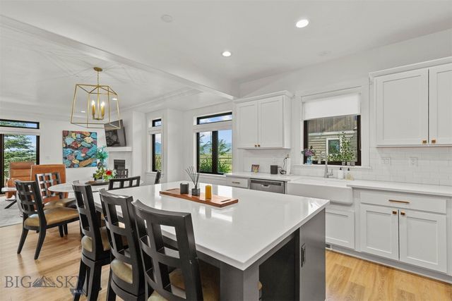 631 White Horse Loop, Bozeman, MT 59718