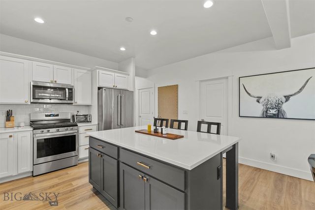631 White Horse Loop, Bozeman, MT 59718