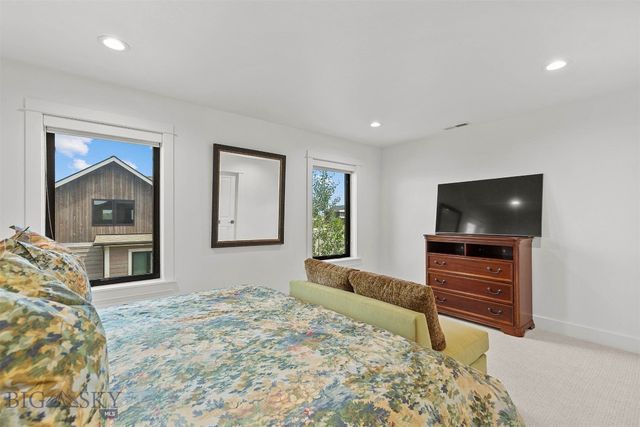631 White Horse Loop, Bozeman, MT 59718