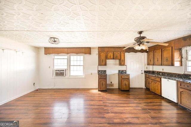 100 Glenwood Avenue, Warner Robins, GA 31088