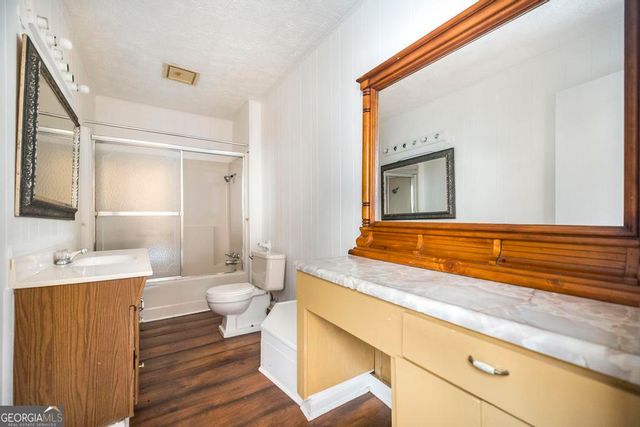 100 Glenwood Avenue, Warner Robins, GA 31088