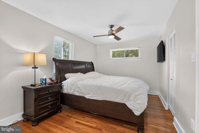 5010 GAINSBOROUGH DR, Fairfax, VA 22032