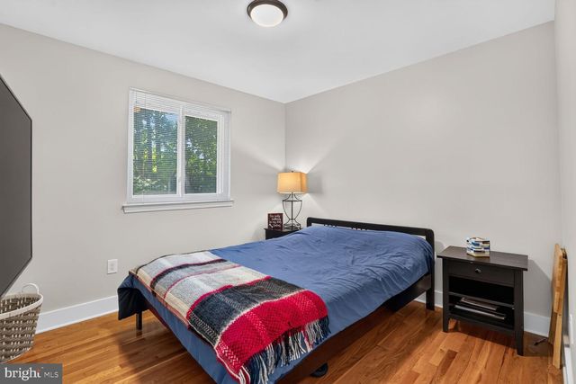 5010 GAINSBOROUGH DR, Fairfax, VA 22032