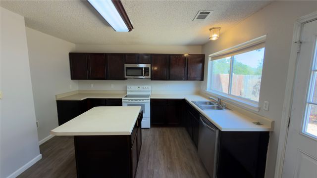 3401 Cheyenne Ranch Road, Fort Worth, TX 76262