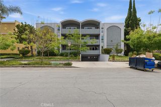 14414 Addison 17, Sherman Oaks, CA 91423