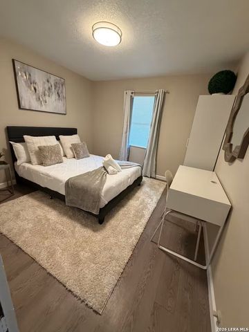 218 Natalen Ave Apt 6, San Antonio, TX 78209