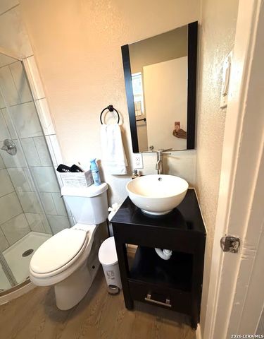 218 Natalen Ave Apt 6, San Antonio, TX 78209