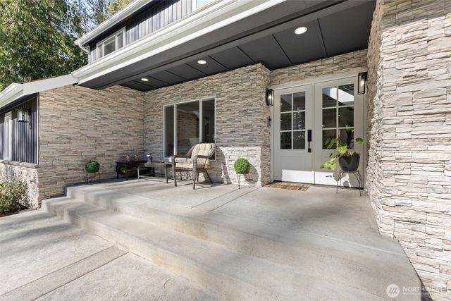 24360 270th Avenue SE, Maple Valley, WA 98038