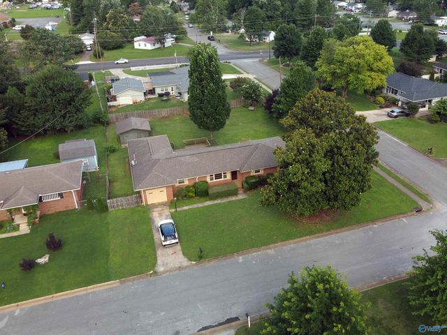 2100 Fairfax Street NE, Huntsville, AL 35811