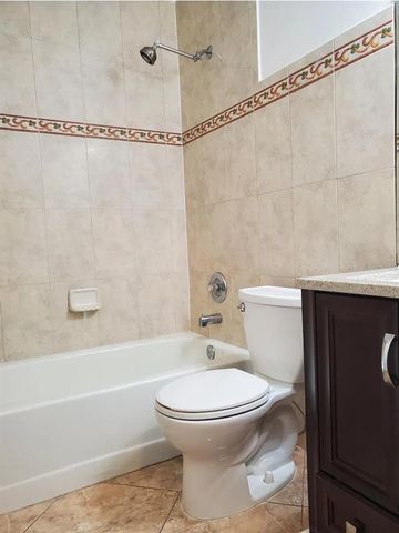 8620 DRAYTON COURT, Orlando, FL 32825