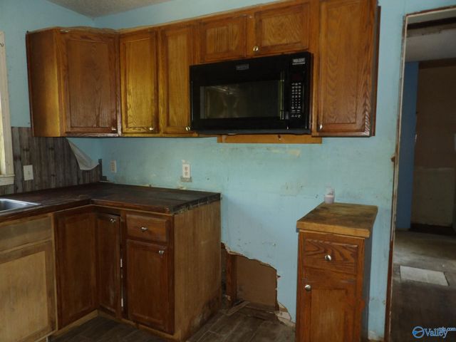 193 County Road 580, Rogersville, AL 35652