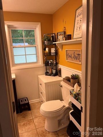 325 Ewbank Road, Etowah, NC 28729