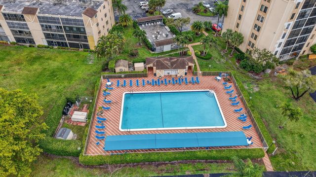 6866 Huntington Lane 607, Delray Beach, FL 33446