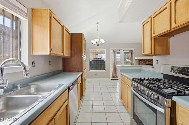 1565 MICHELANGELO Drive, El Paso, TX 79936