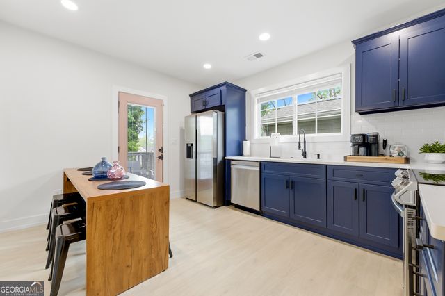 674 Jett Street NW, Atlanta, GA 30318