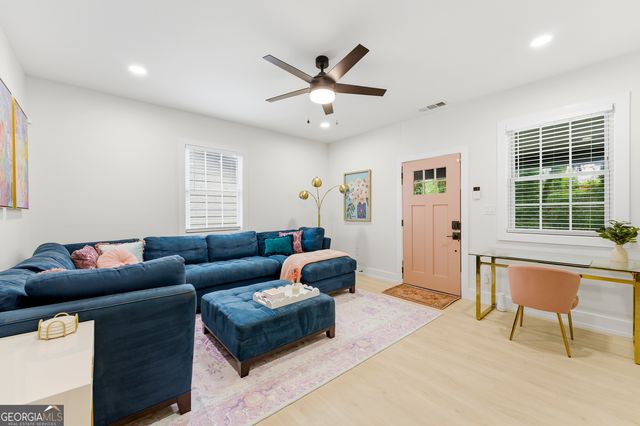 674 Jett Street NW, Atlanta, GA 30318
