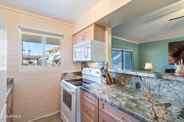 1908 W Berridge Lane 13, Phoenix, AZ 85015