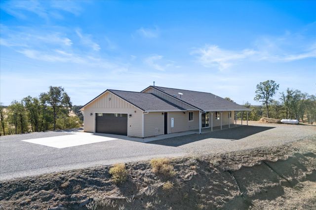 18720 Cobblestone Drive, Cottonwood, CA 96022