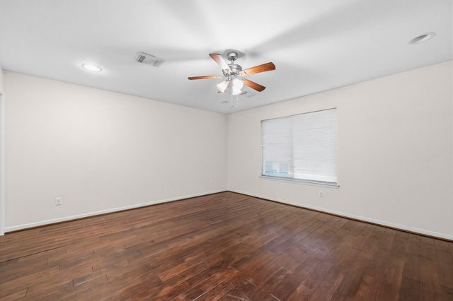 13619 Braeswest Drive, Houston, TX 77082