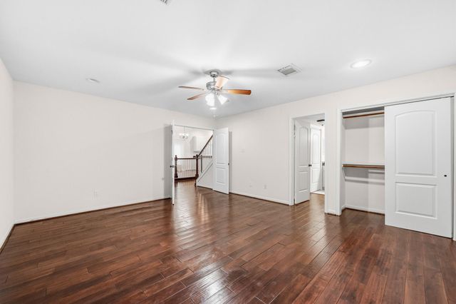 13619 Braeswest Drive, Houston, TX 77082