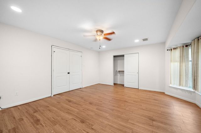 13619 Braeswest Drive, Houston, TX 77082