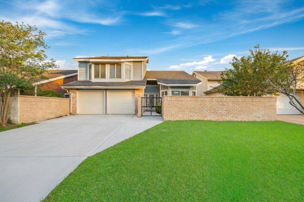 13619 Braeswest Drive, Houston, TX 77082