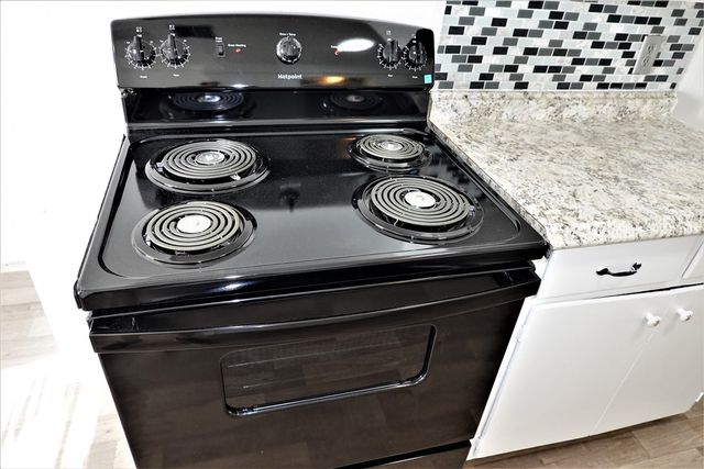 1028 Starlite Dr, Portland, TX 78374