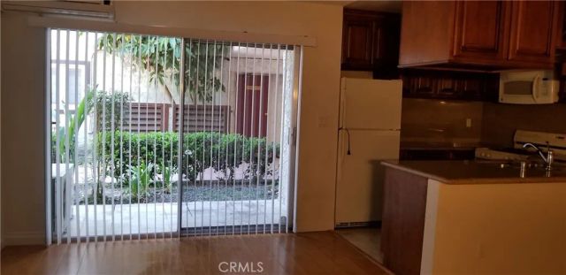 18530 Hatteras, Tarzana, CA 91356