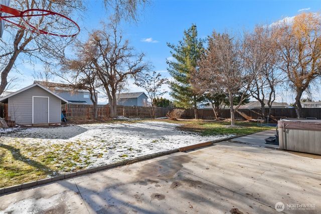 2389 Fancher Field Road, East Wenatchee, WA 98802