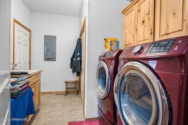 911 French Gulch RD, Kingston, ID 83839