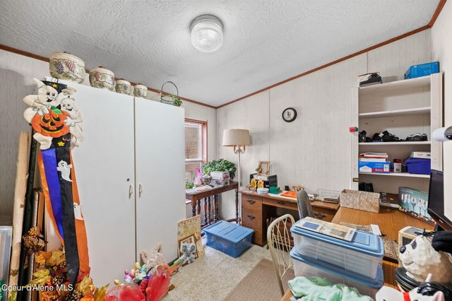 911 French Gulch RD, Kingston, ID 83839