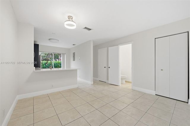 3001 NW 5th Ter 4, Pompano Beach, FL 33064
