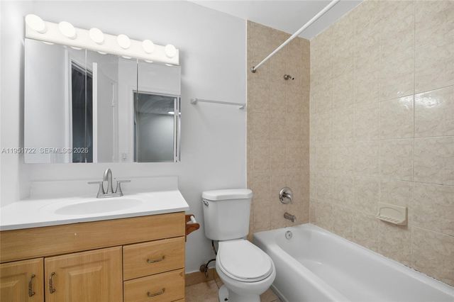 3001 NW 5th Ter 4, Pompano Beach, FL 33064