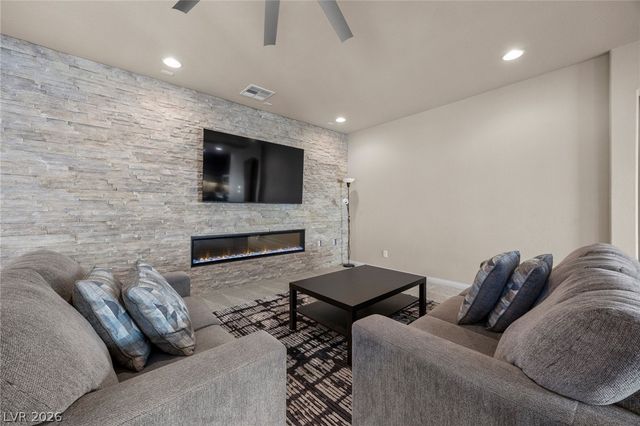 6026 Montana Peak Avenue, Las Vegas, NV 89139